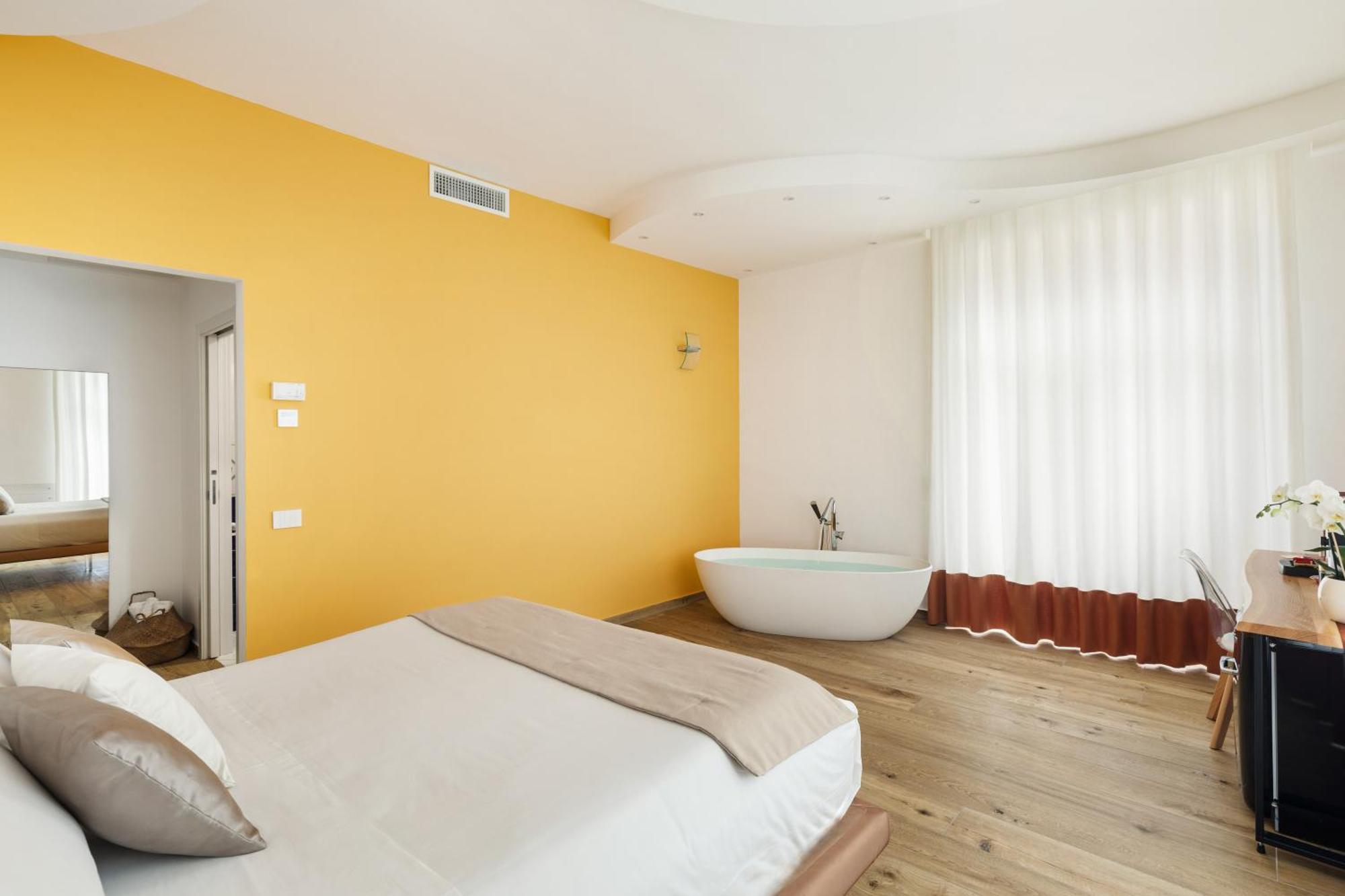 Yourhome - Lidia Rooms & Suites Соренто Екстериор снимка