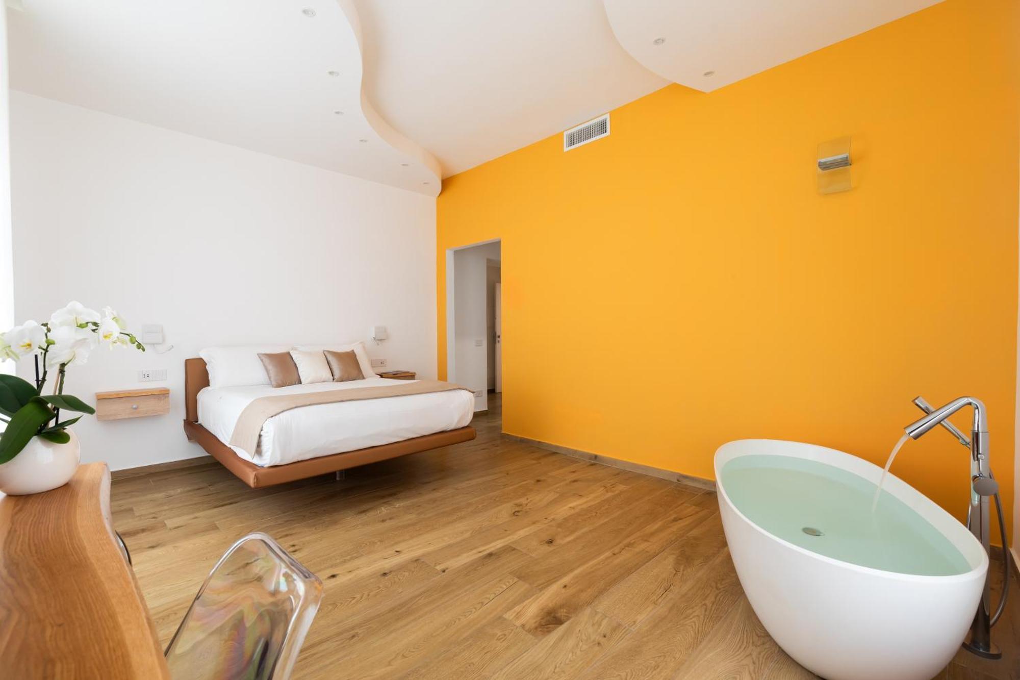 Yourhome - Lidia Rooms & Suites Соренто Екстериор снимка
